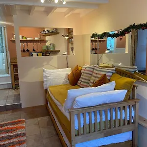 Hideaway@no3 Apartment Thornton Dale